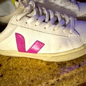 Veja Sneakers Woman’s size 8